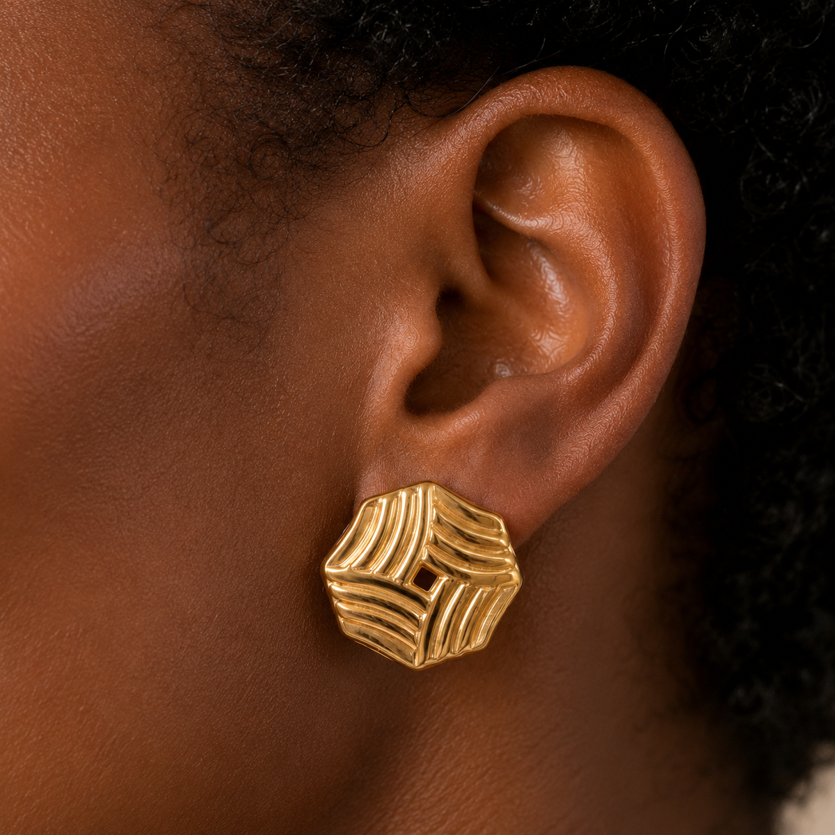 VÉLIA — Boucles d’oreilles