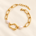 Bracelet ALTHEA – Maillons dorés & perles nacrées