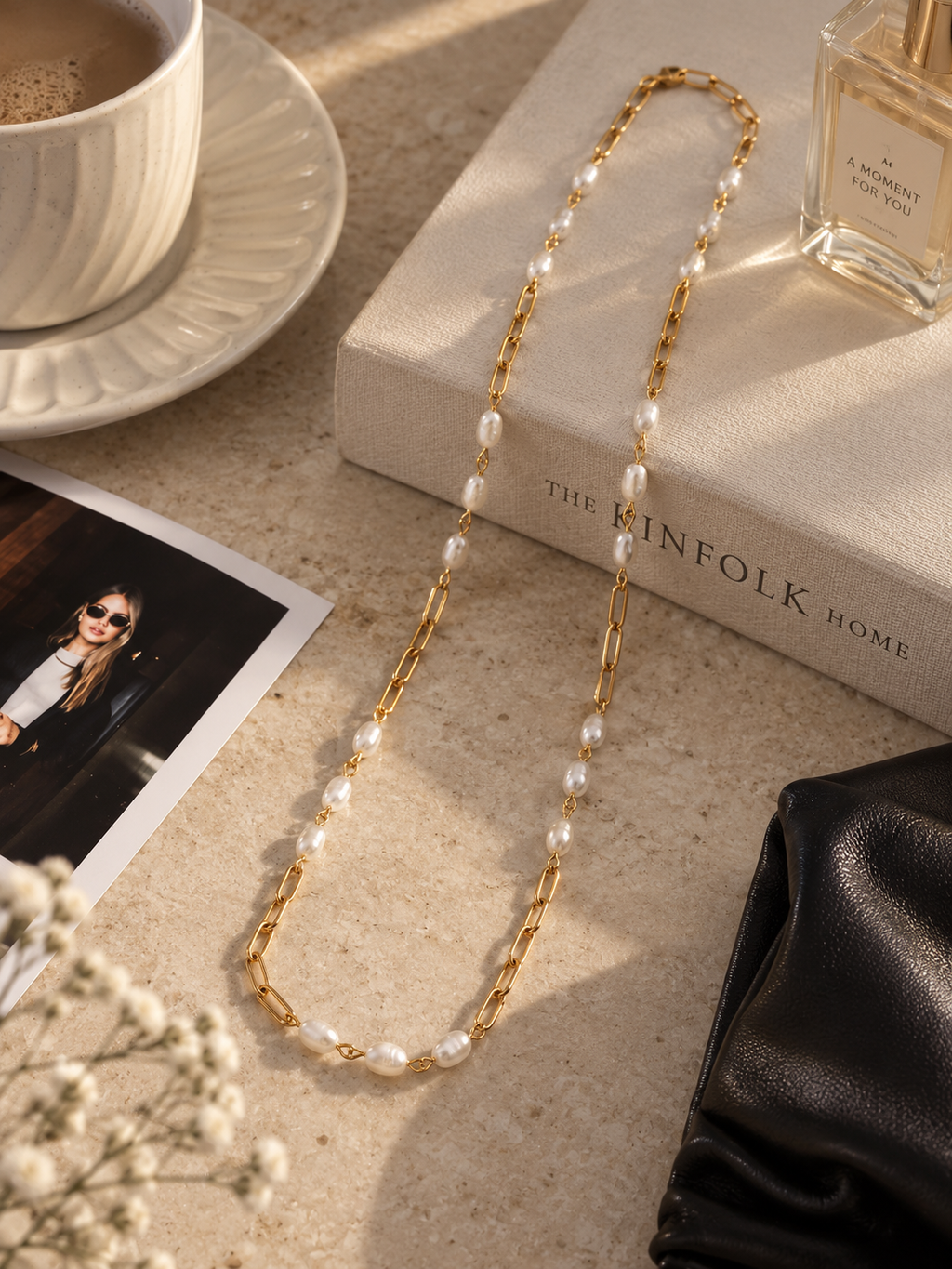 AURÉLINE — Collier perles & maillons dorés