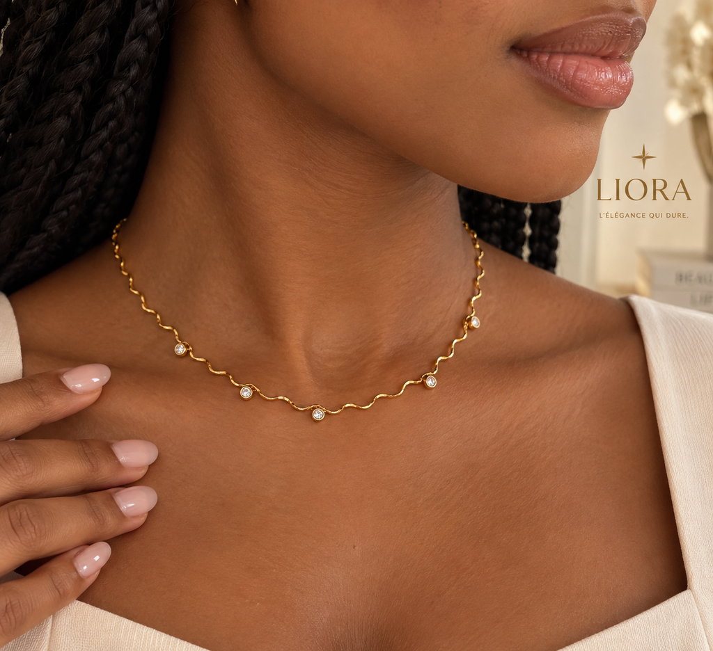 CALYRA — Collier doré aux cristaux