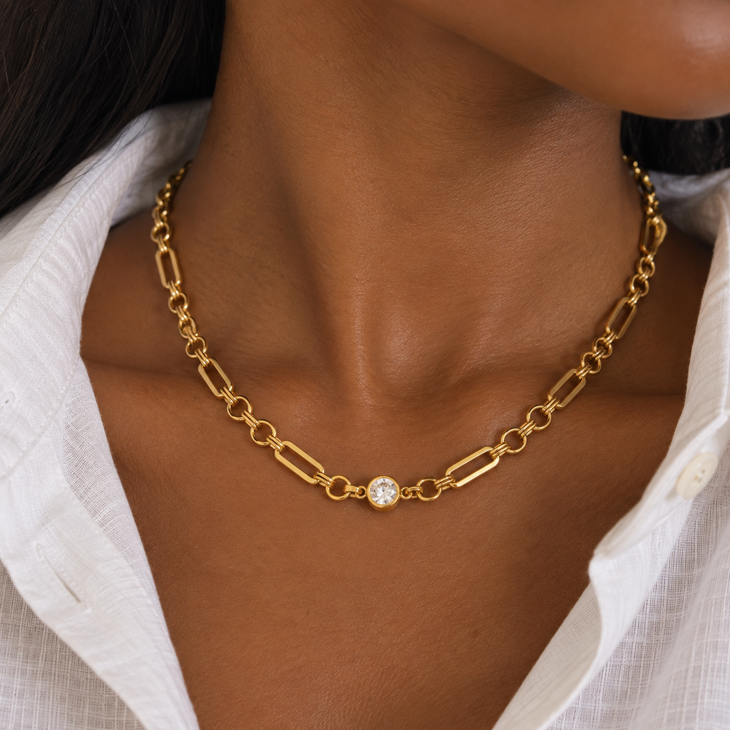 LYSORA — Gold-tone necklace